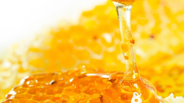 The Buzz Behind Mad Honey: Nature’s Sweet and Mysterious Delight