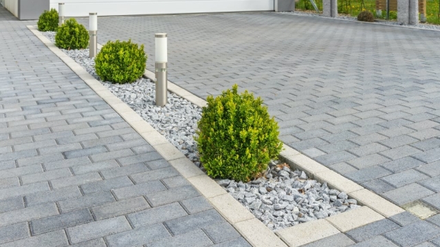 Unleashing the Power of Pavers: Finding the Perfect Contractor for Your Project