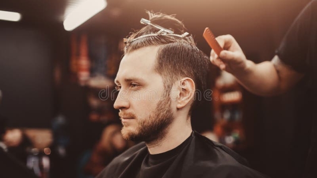 Crafting Confidence: The Art and Craft of Modern Barbers