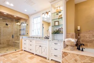 Clever Renovation Ideas for Small Bathrooms